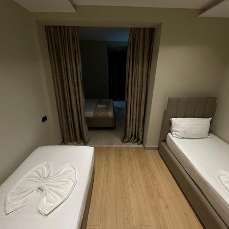 New W Hotel Tiranë Ngoại thất bức ảnh