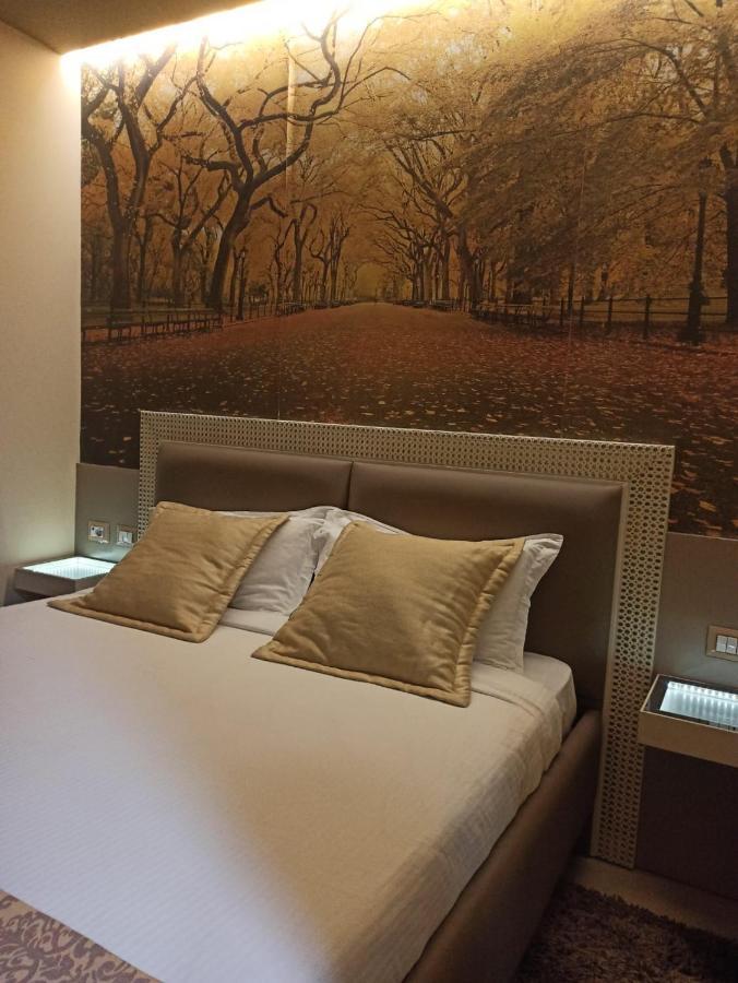 New W Hotel Tiranë Ngoại thất bức ảnh