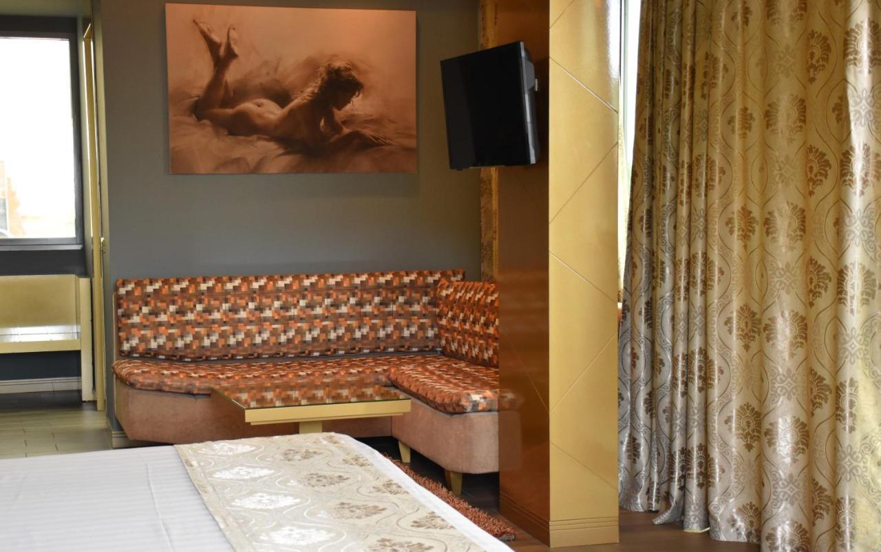 New W Hotel Tiranë Ngoại thất bức ảnh