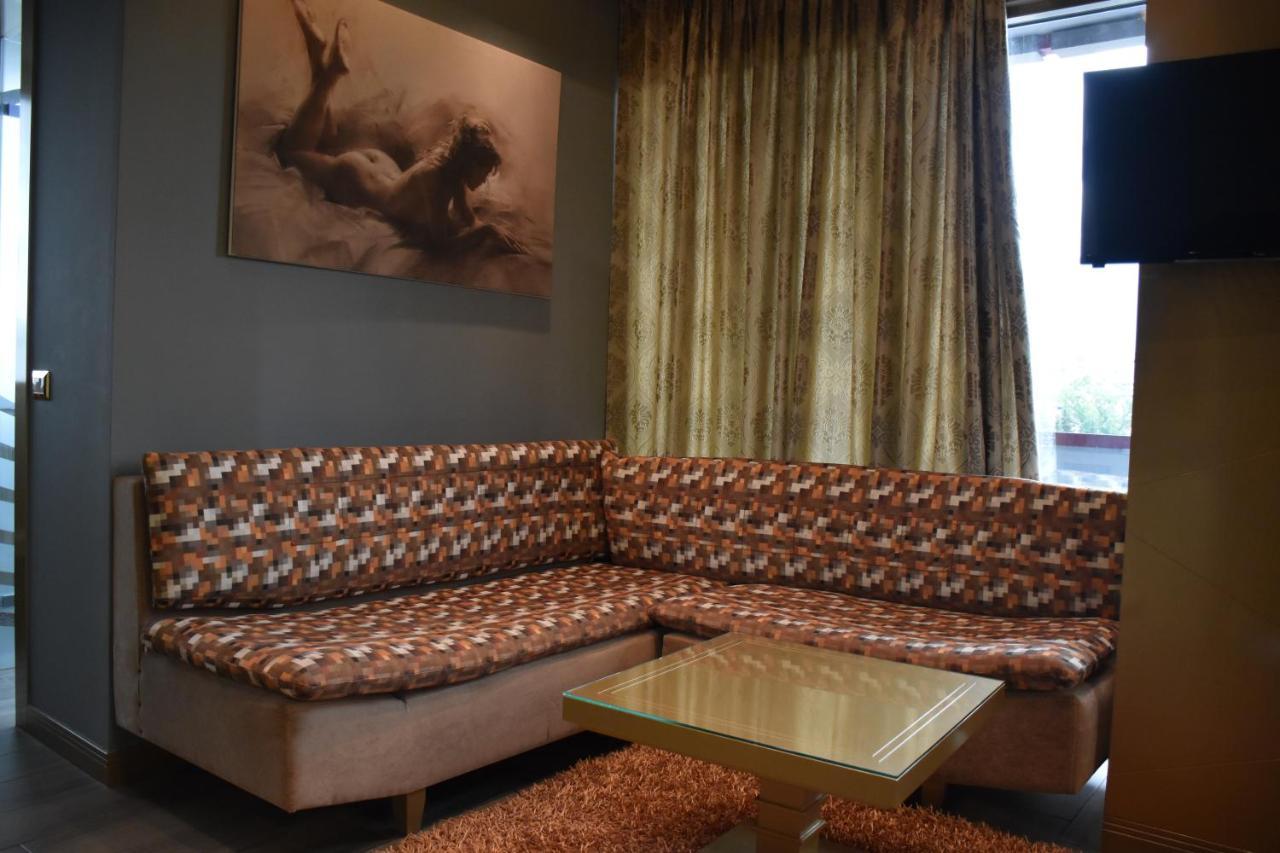 New W Hotel Tiranë Ngoại thất bức ảnh