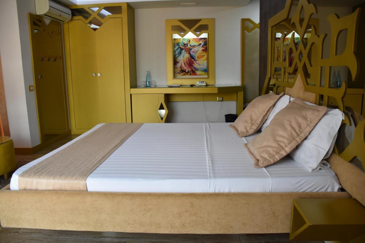 New W Hotel Tiranë Ngoại thất bức ảnh