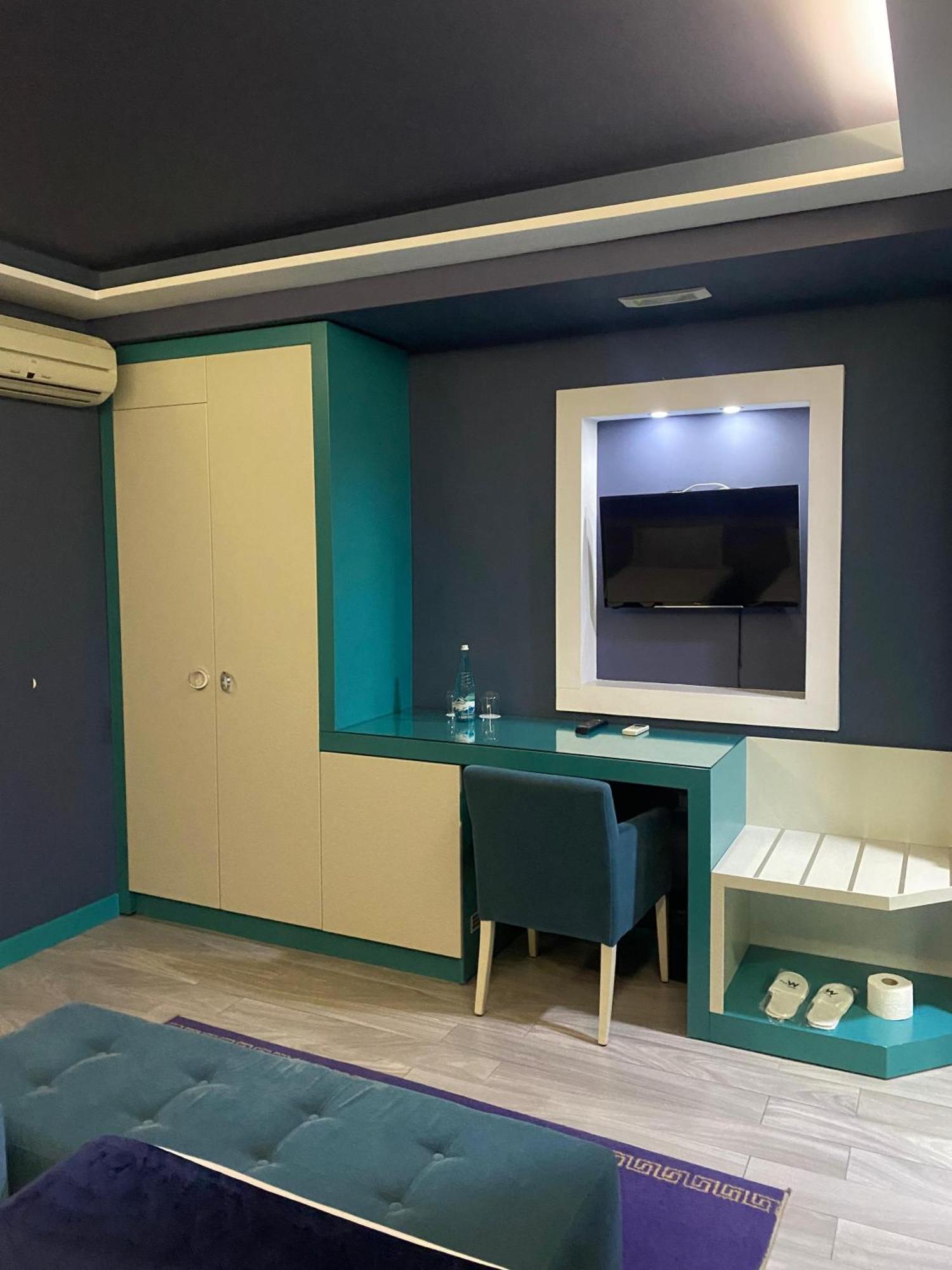 New W Hotel Tiranë Ngoại thất bức ảnh
