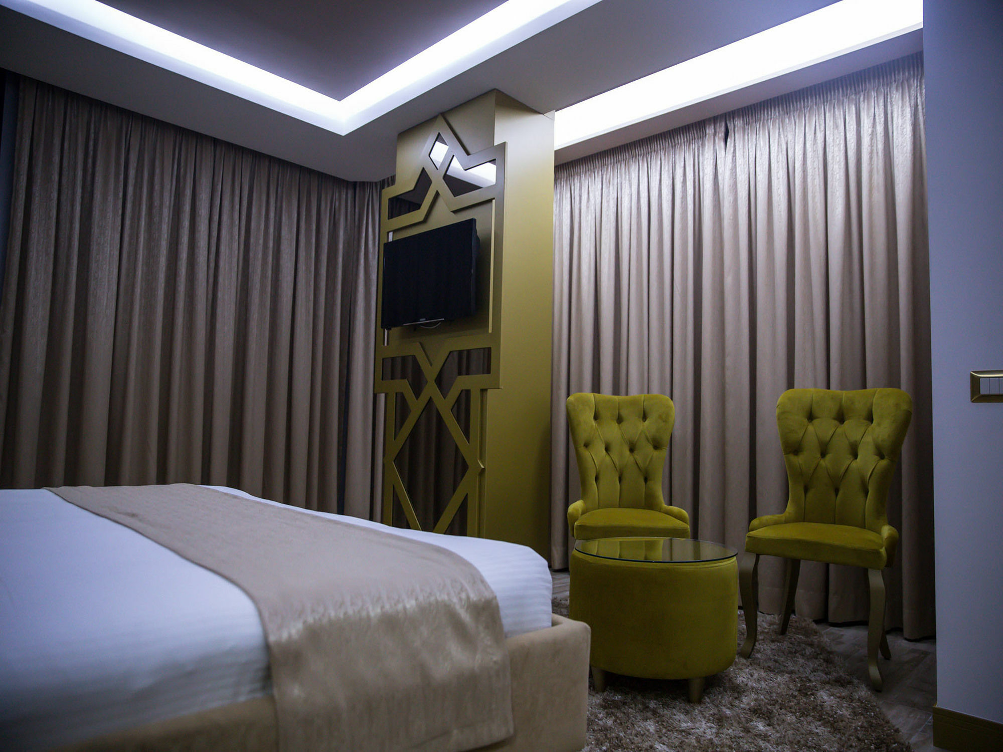 New W Hotel Tiranë Ngoại thất bức ảnh